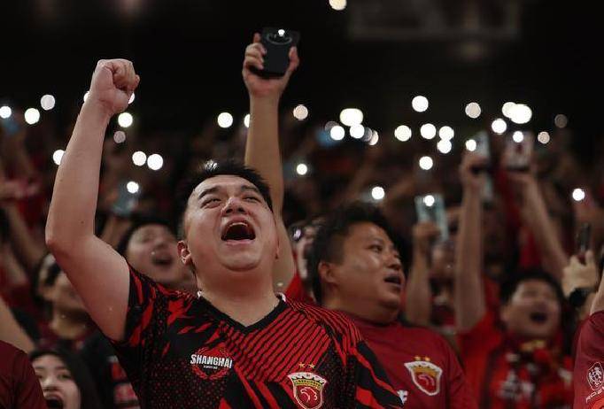 开元体育-包含清晨上海海港调整名单以备德甲，绝杀压哨环节打磨，态度坚定，赛程密集仍需轮换的词条