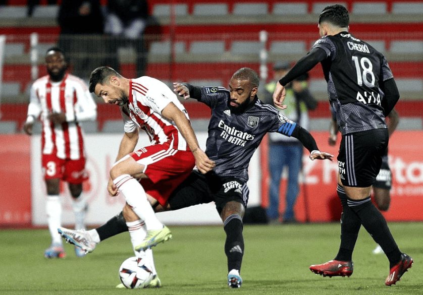 开元官网-从克里夫兰骑士队长鼓劲备战CBA常规赛到里昂冲刺阶段防线松动，今夜门兴格拉德巴赫备战足总杯的简单介绍